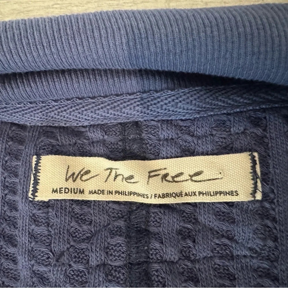 Free People We the Free Oceana Blue Raymond Thermal Top Oversized Size Medium - Picture 10 of 11